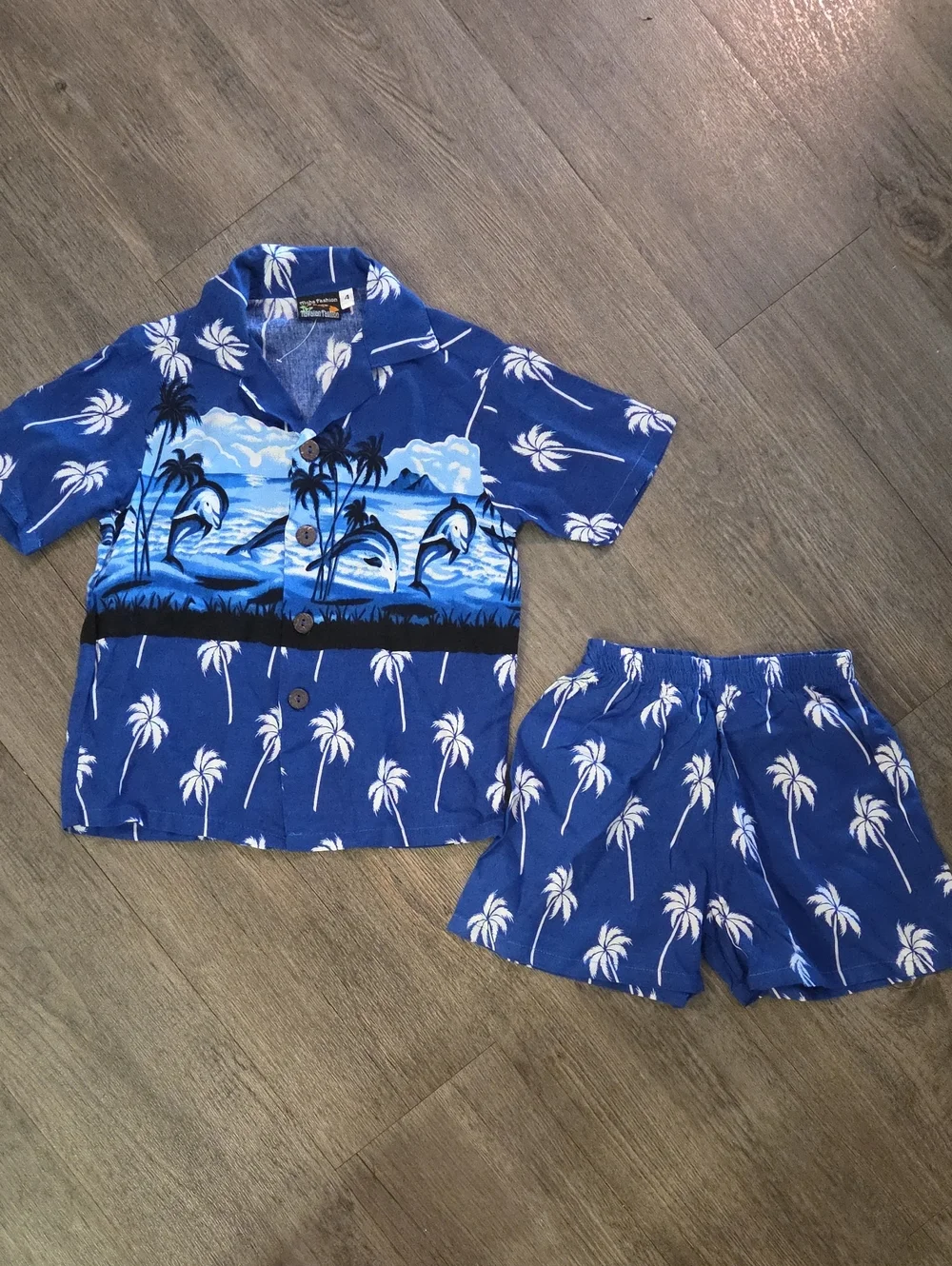 Hawaiian Boys 2-Piece Set (Dolphins)
